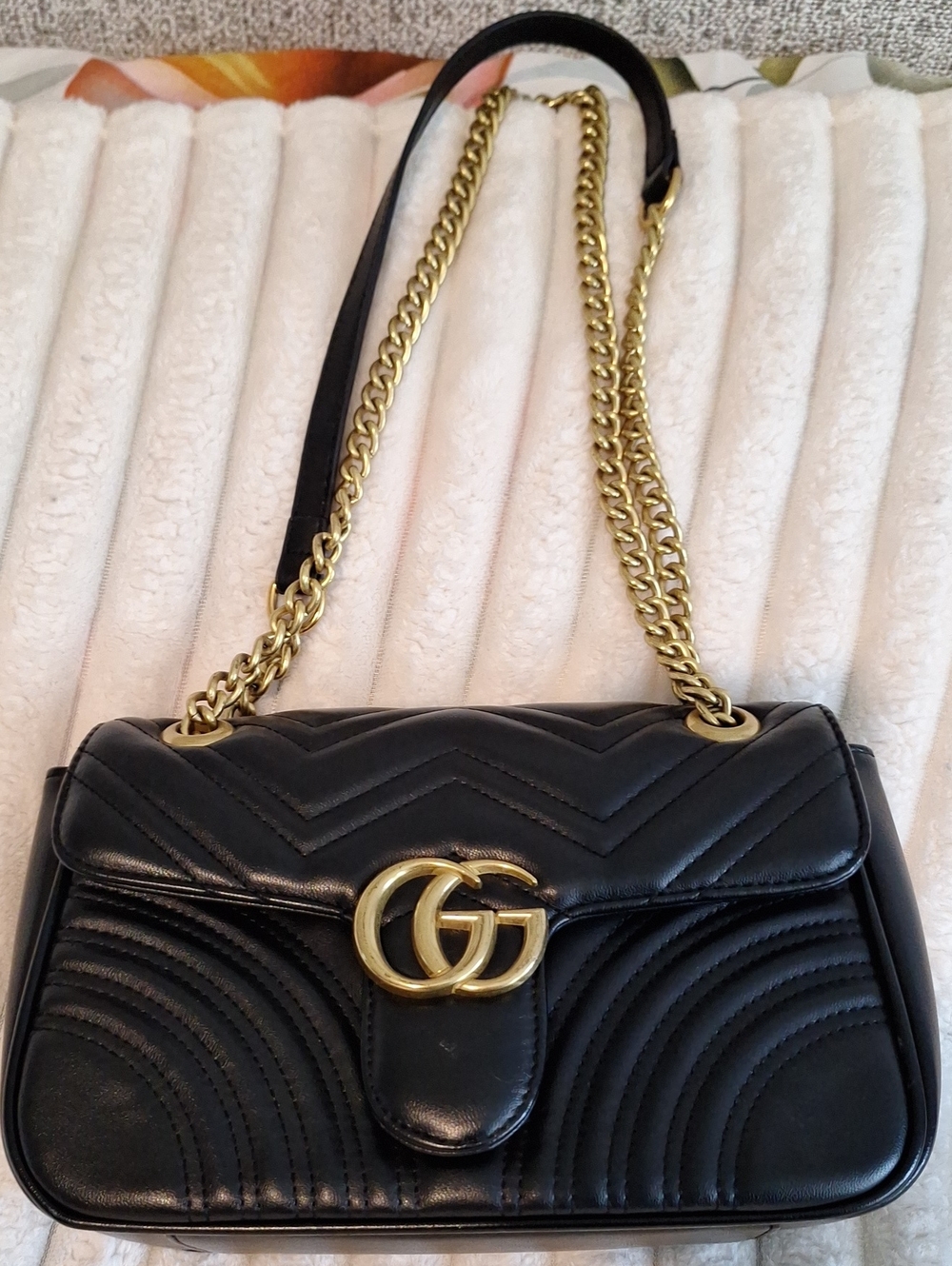 Gucci Black Quilted GG Chain Shoulder Bag